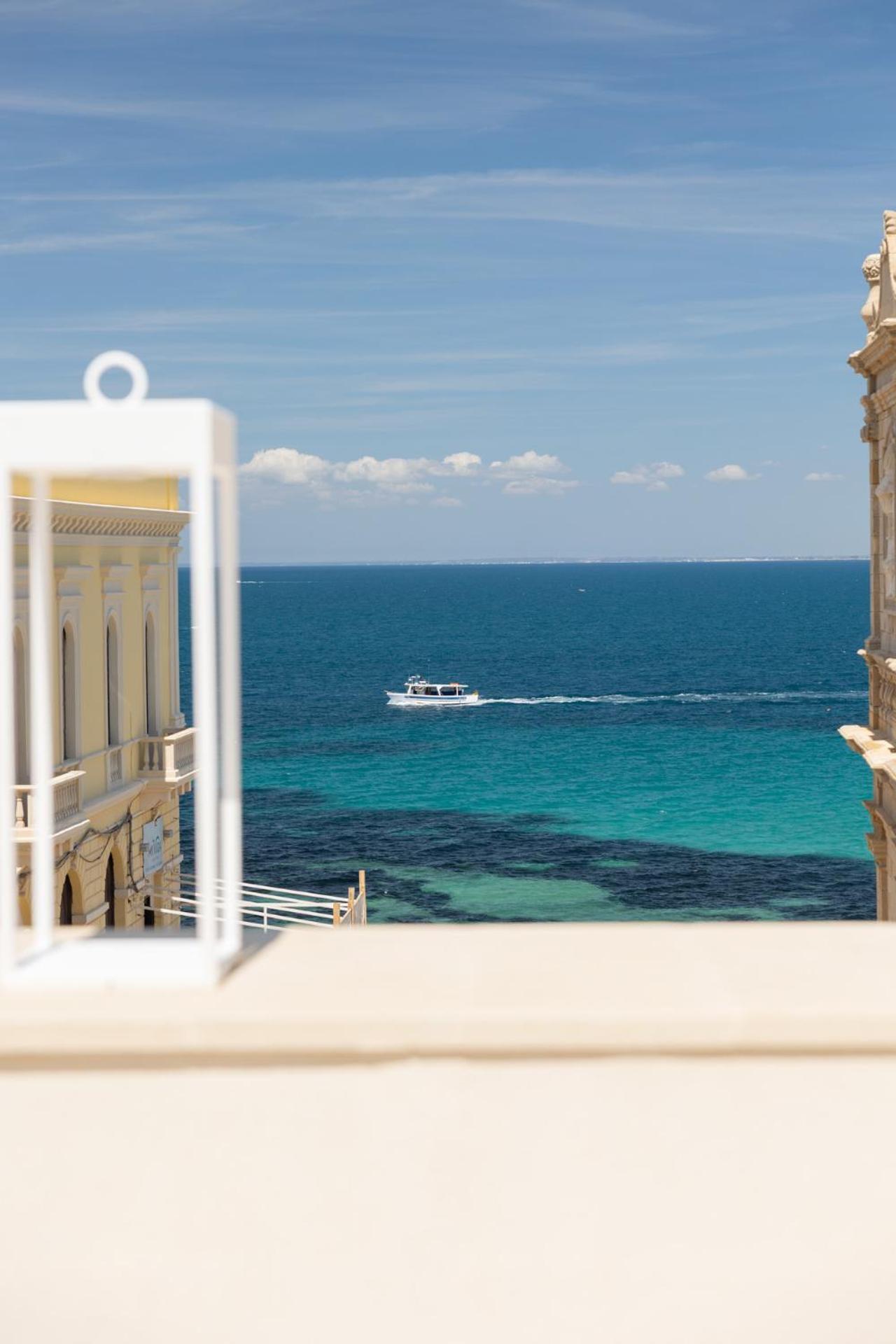 Appartamento Fronte Mare Dimora Cristina Gallipoli Esterno foto